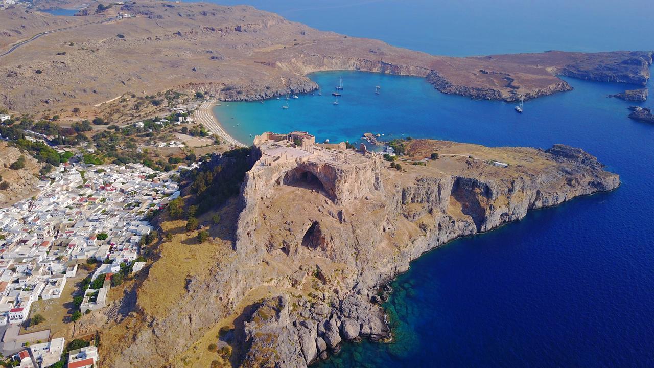 Lindos Amphitheater Villas And Apartments Exterior photo