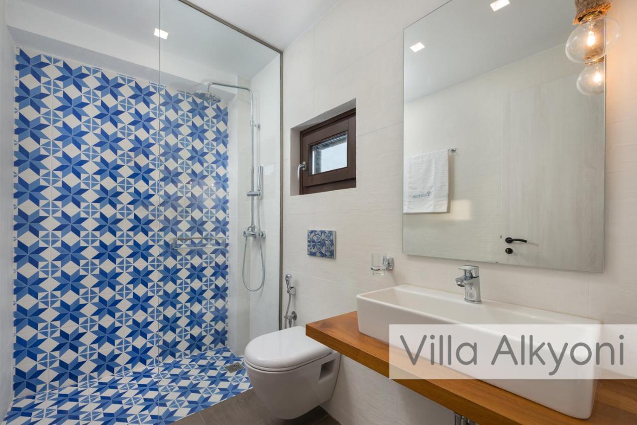 Lindos Amphitheater Villas And Apartments Exterior photo